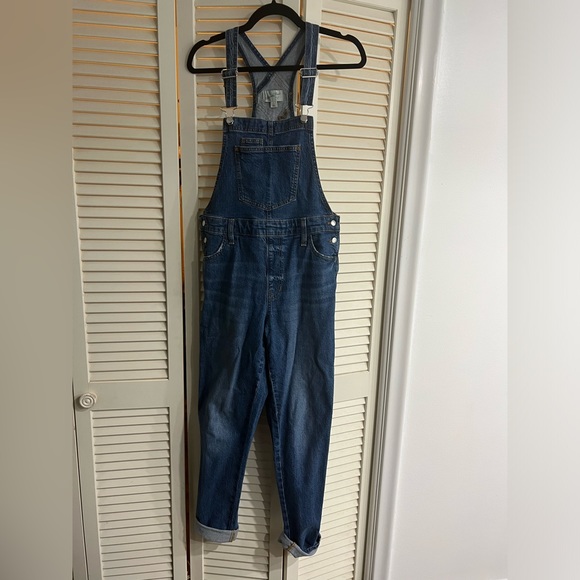 Universal Thread Overalls - Picture 1 of 5